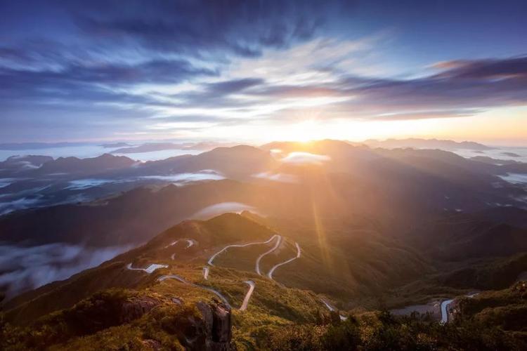 互联网激荡四十年:不断更新,不断迭代,不断迭代......+