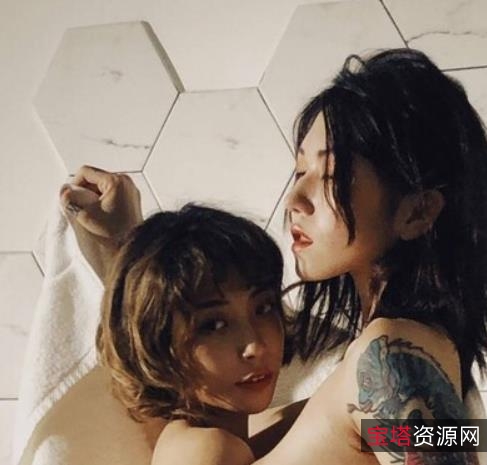 极品御姐:超人气浮力姬舌尖上的那地方,室外露出百合姐妹情,完整合集16V-9.2G