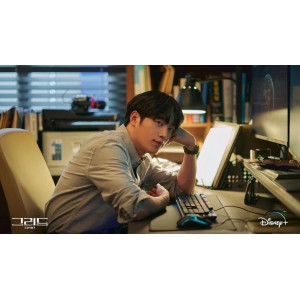 《2022/迷网追凶/科幻/惊悚/4K杜比视界/韩语中字/李凎/徐康俊/金雅中/金武烈/李是英/吴妍秀》