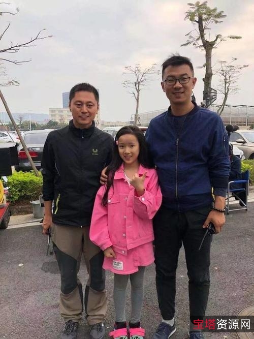 《兵王之绝境狙杀:TVB视帝王浩信率领豪华阵容给力狙击枪战,拯救仉上明珠!》