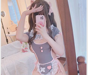 小蔡头喵喵可爱女神，网红演员，1.4G清新视频资源，露脸推特妹子！