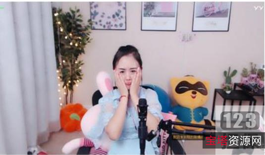 斗鱼性感主播天晴私拍合集:紧致身材、青纯魅力、10万粉丝追捧