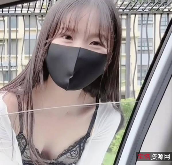 网红租女友:爱自己,就会被别人爱网红{{网红名字}}担任主角,讲述了一个关于租女友的故事,主角{{杜撰一个姓名}}活泼可爱,给观众带来积极正能量,感受到生活的魅力。