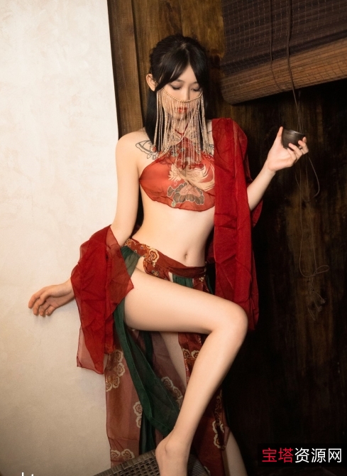 网红徐媛媛推出新视频：《御用嫩特三青叶子》，秀人女神超群魅力！