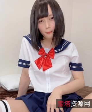 《秋月真凌的伪娘生活：百货商场、咖啡店、公园，珍惜每一刻》