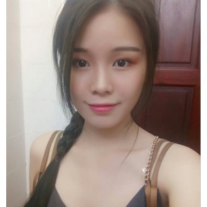 私拍真实妹子：男友展示图片和视频