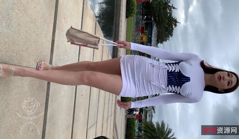 美女比基尼长腿翘臀视频（百度云）