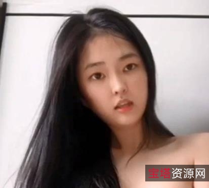 芋喵喵出道露脸可爱学生妹，完美身材汁水满满！686M饥渴小妖精，嫩滑敏感玩具到底！颜值+挑逗=完美1V！