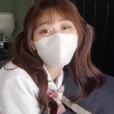 JK妹子穿学生装，双马尾，白丝袜，搬运cola酱，内释百度盘