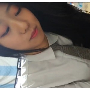 长发文静妹子和男友在宿舍打粑粑啪，2V摄像头，302米距离，百度盘