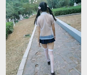 FSS冯珊珊推特网红打野视频合集：纯展示奇妙之旅