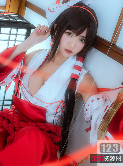 Mirror魔镜的cos高清套图