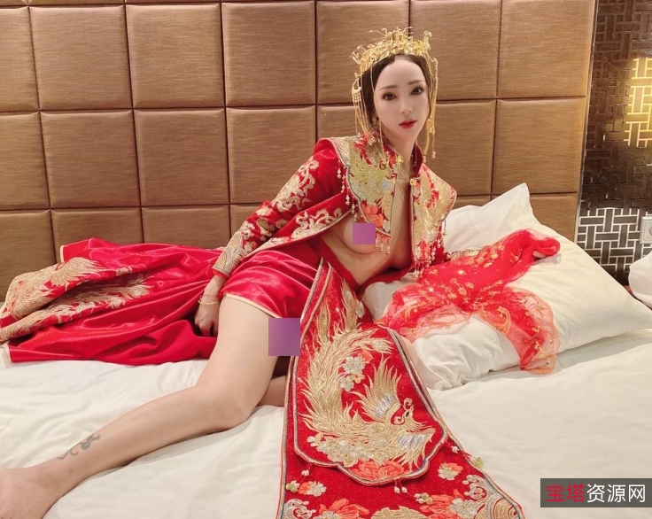 胖臀小乖乖女『兔兔』洞房花烛夜婚纱被进入视频