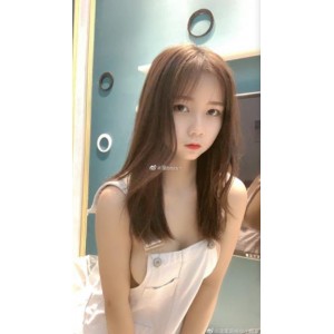 《苗老师正能量视频绝版吐牛奶合集》