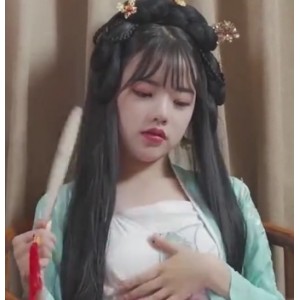 91潘甜甜暗黑王冰冰：惊人相似度的神秘之美