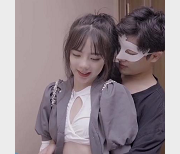 抖音热门美少女潘甜甜三部曲视频