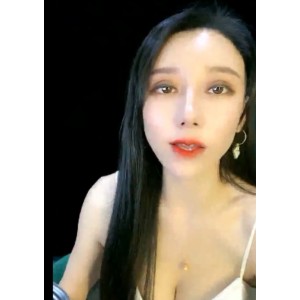 小阿水艾薇儿直播180.4g特别节目