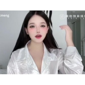 欲梦：蓝丝长腿指J视频，时长13分钟，粉丝疯传