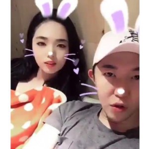 小情侣自拍视频，下载量4W，火爆14分钟懵逼小伙伴必看