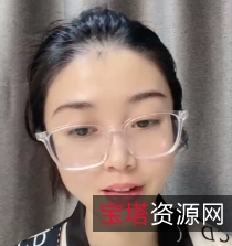 御姐美女的气质眼镜脱衣舞，展现苗条身材和M腿，特写神秘处