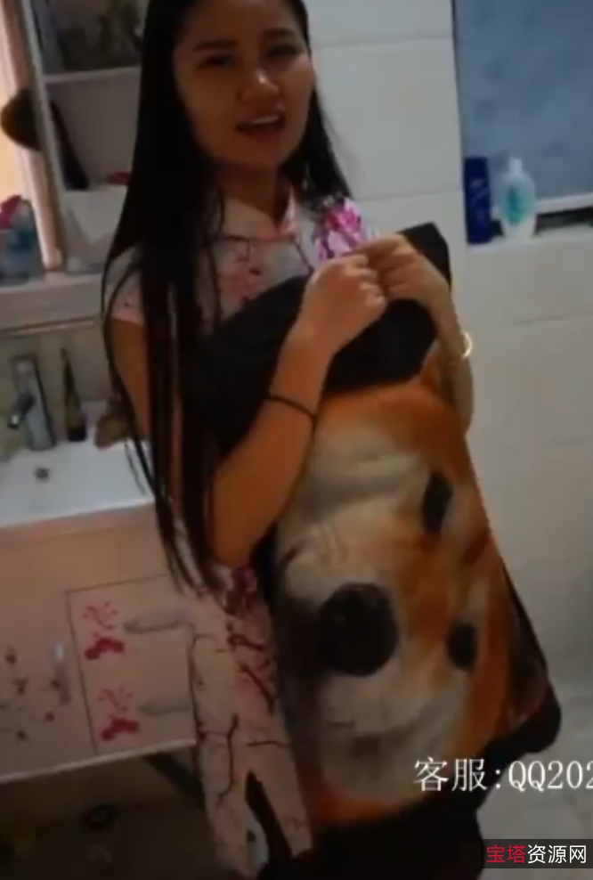 女王丝袜牛奶圣水食物指教8v+3.3g视频合集百度盘