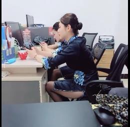 《佛山院子售楼部经理合集：15V-10G观看下载》