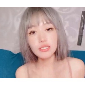 转载搬运芮甜甜童颜大罩杯小纱子合集91v+79G百度盘