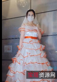 眼睛婚纱妹：动作丝滑，短视频爆火！