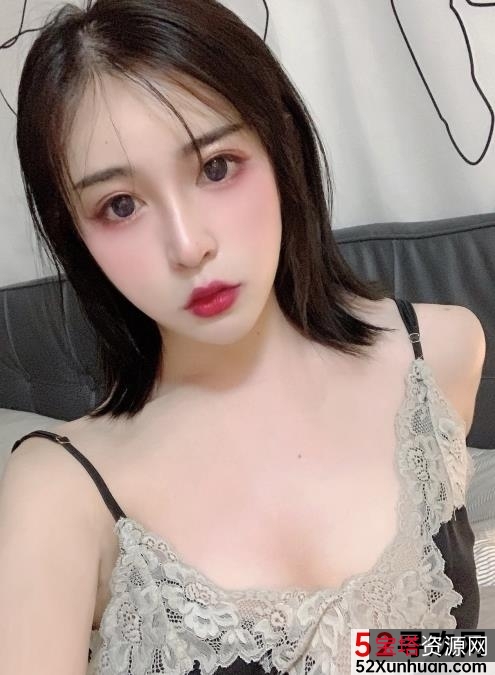 TS妍熙：推特上海仙女，超高颜值身材美脚女生，粉丝爆棚！视频照片大小曝光！