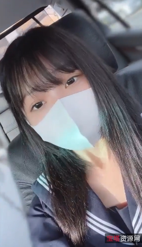 FC2学生服装白袜可耐妹子手口足，1v+2.1G视频，捧场回复炸了！