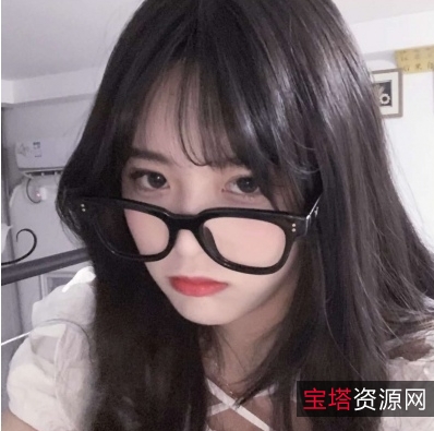 抖音美女童强《眼镜妹妹》视频合集：清新活泼吸引众多粉丝