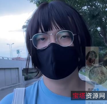 青芒w：人行道意念合一，小弟弟打扮妹子资源1V1.2G