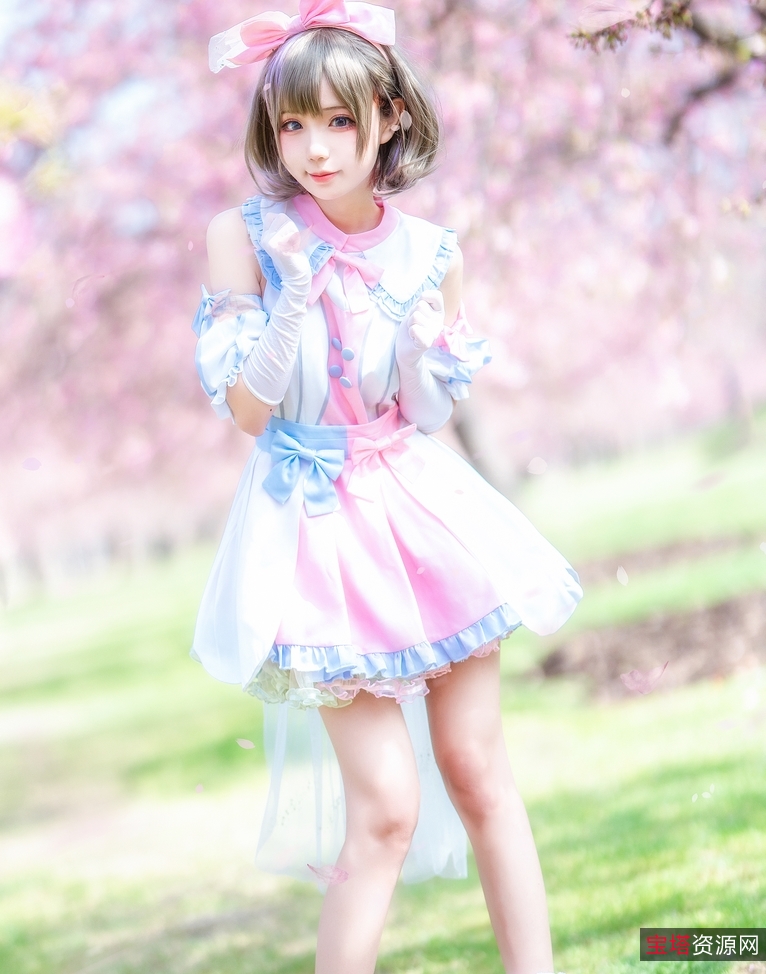 小仙女花柒Hana8套合集,总共105P-1.27G视频内容丰富