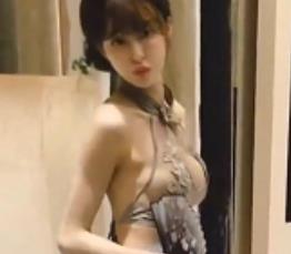 Cartiernn：火爆身材大长腿合集，3.7G视频，颜值纯洁伺候粉丝