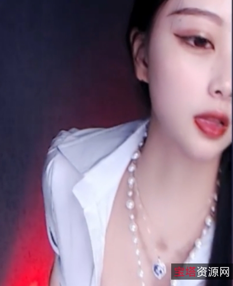 斗鱼TV热舞视频：皮卡欣儿定制15V-982M，双重压缩解压，火力全开