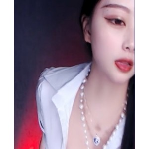 斗鱼TV热舞视频：皮卡欣儿定制15V-982M，双重压缩解压，火力全开