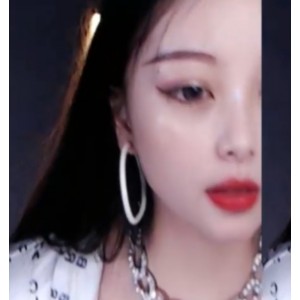 火箭定制舞蹈女神皮卡欣儿停播一年，粉丝期待重启！