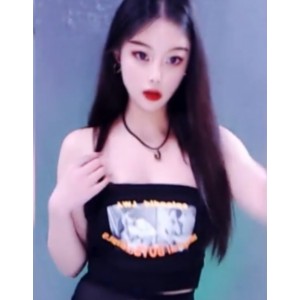 火箭定制舞蹈女神皮卡欣儿停播一年，粉丝期待重启！