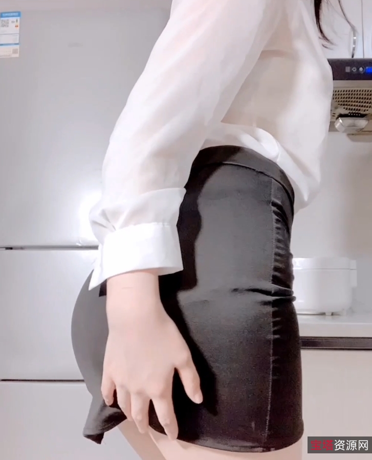 飘零世界里的月月酱：49.7g合集，收录542个视频，要词甜，皮质绑带惊喜