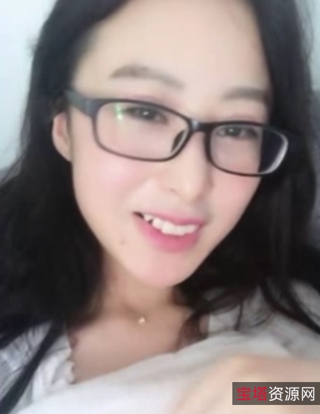 骚气眼镜主播夜夜:杭州波多野结衣8.3G补视频,23V收藏热门