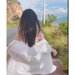 露娜Luna000户外展示精彩视频，百度新增收藏