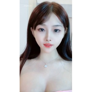 《小优漂亮馒头嫩模22v25g合集》：收藏104，百度115，增加4v5.3g