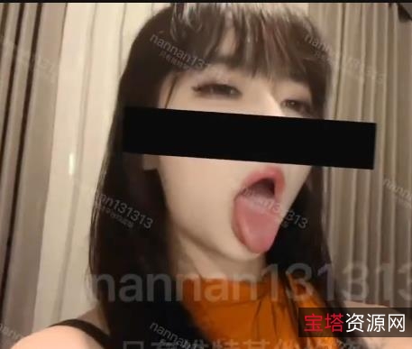 神秘女神kkitty微露脸自拍视频，短资源全脸不露，福利姬国内贵车衣棒棒糖