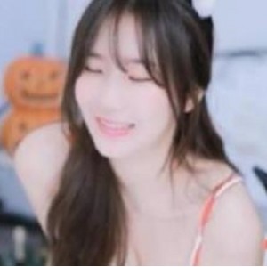 著名女团wegirls韩雅下水合集3.2G，明星资源，绅士必备