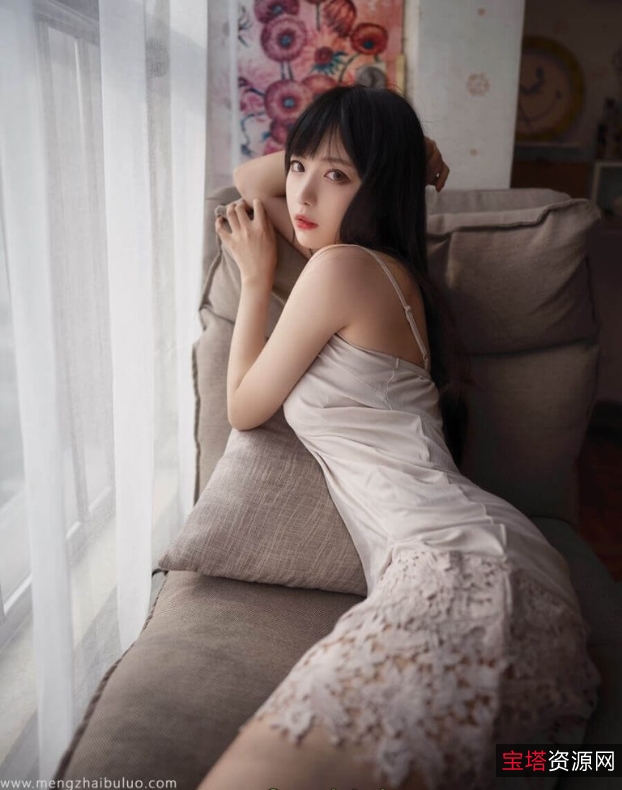 微博人气女神小鹿鹿最新合集1V1G，甜美自拍