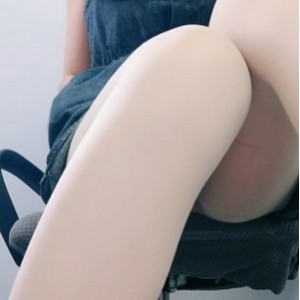 小红书李娜办公室玩具实测88部45G湿身拍摄