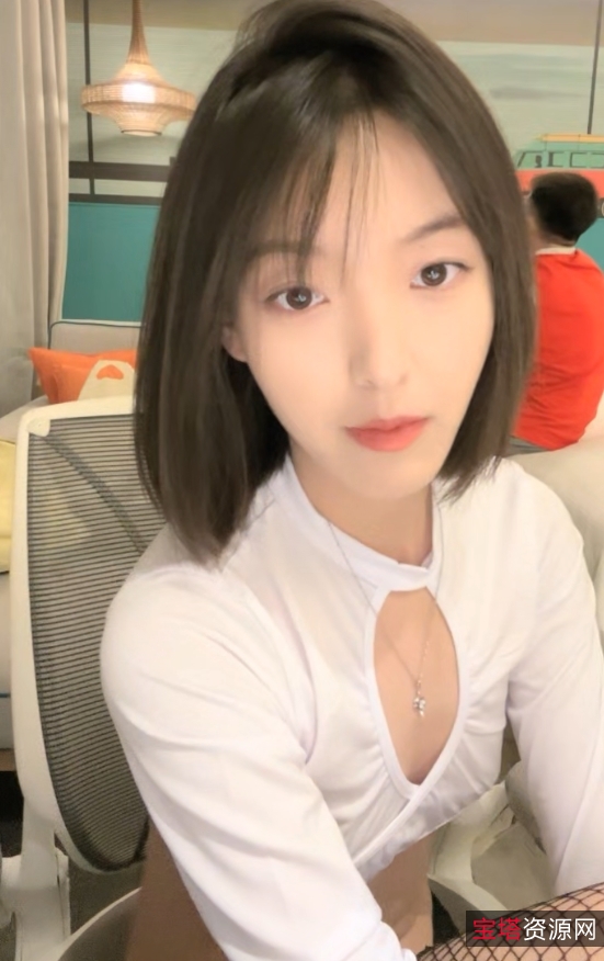 熙颜绿转黄系列太撩人推特106部149G