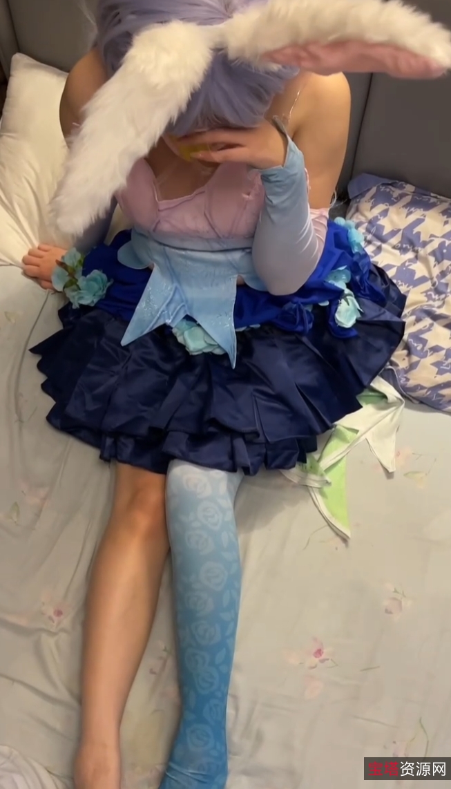 网红Akira私密14部合集5.2g藏肉版