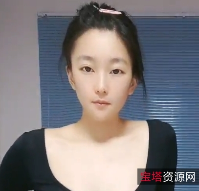 网红十柒学姐自拍私藏合集24部16.3G，清纯眼镜娘黑丝长腿汁水淋漓