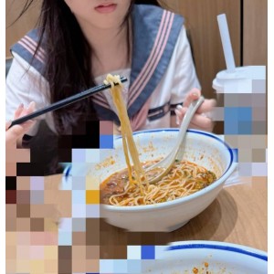 海角妹子小表妹户外互动视频合集10部1.59G，收藏108